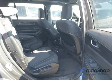 2025 Jeep Grand Cherokee L Laredo X 4X2 из США, поврежденный, VIN 1C4RJJAG0S8715211